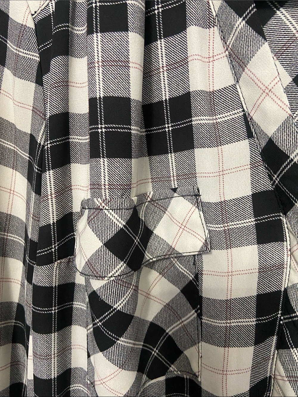 torrid Harper Black & Cream Plaid Button-Up Shirt - Picture 3 of 8